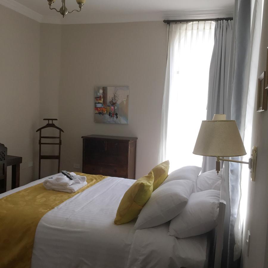 La Coupole Hotel Quito Esterno foto